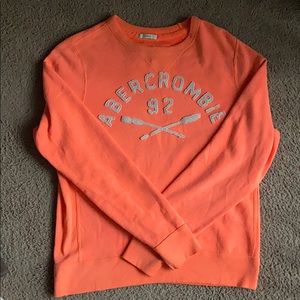 Crew Neck sweatshirt.